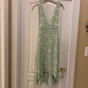 Pistachio green v neck dress